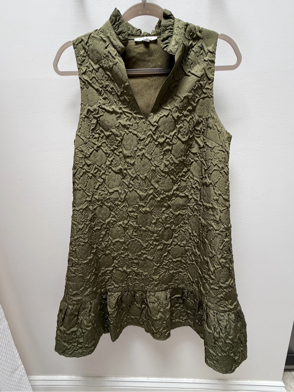 THML Olive Green Textured V-Neck Ruffle Hem Tunic Dress, Size Small